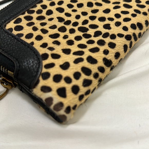 Aimee Kestenberg Pony Hair Cheetah Print/Leather Zip Wallet -Excellent Condition - Picture 4 of 9